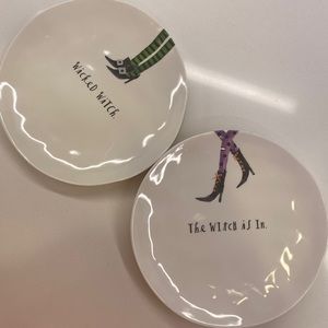 2 Rae Dunn plates